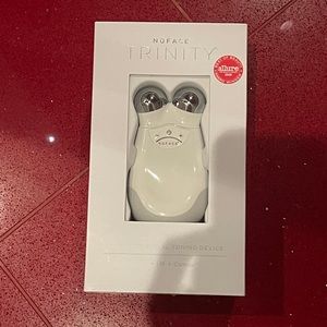 NuFace Trinity - BRAND NEW